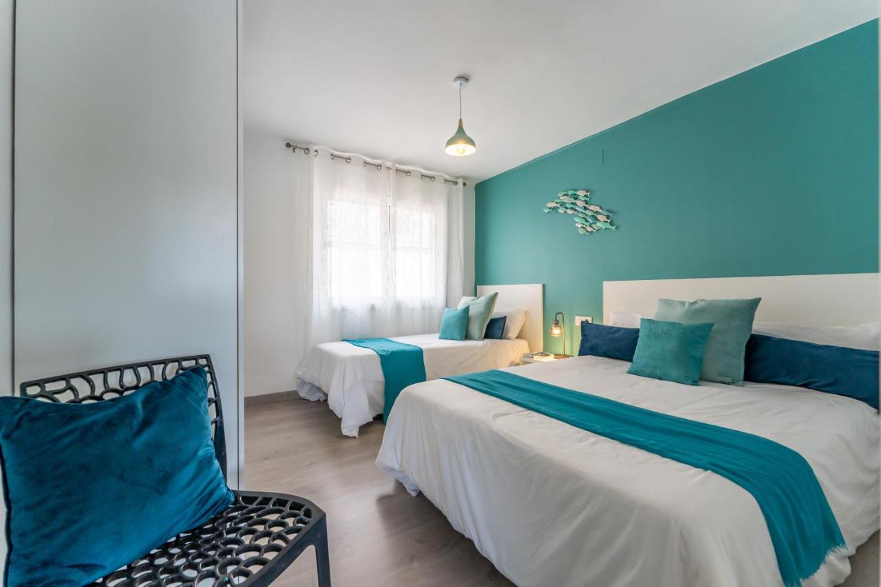 Beach Front Retro Hideaway In Salou Kültér fotó